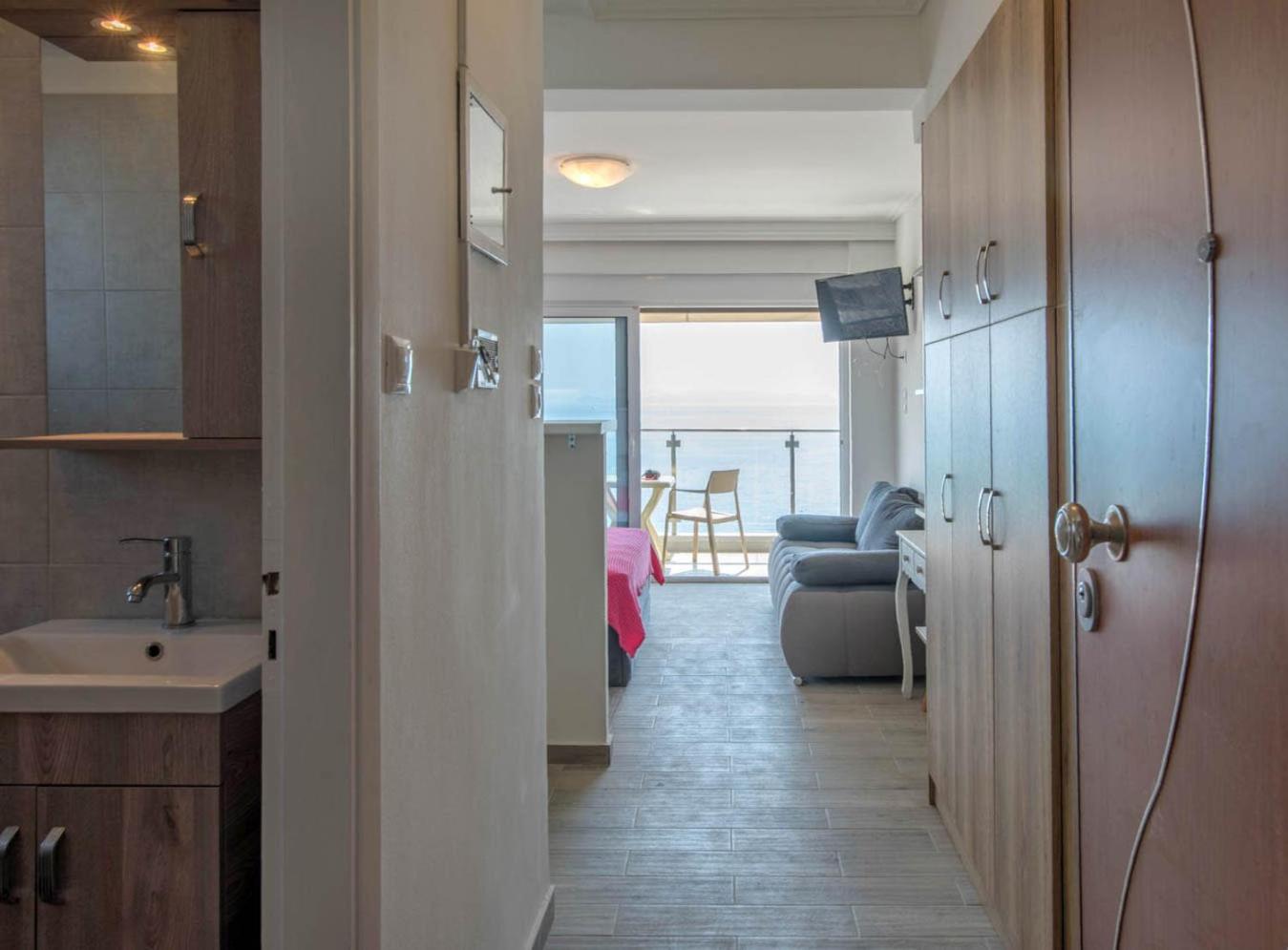Breathtaking Seaview Studio In Athenian Riviera Екстер'єр фото